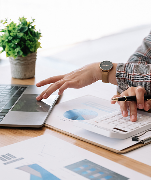 Business accounting woman working in finance and accounting Analyze financial budget in the office